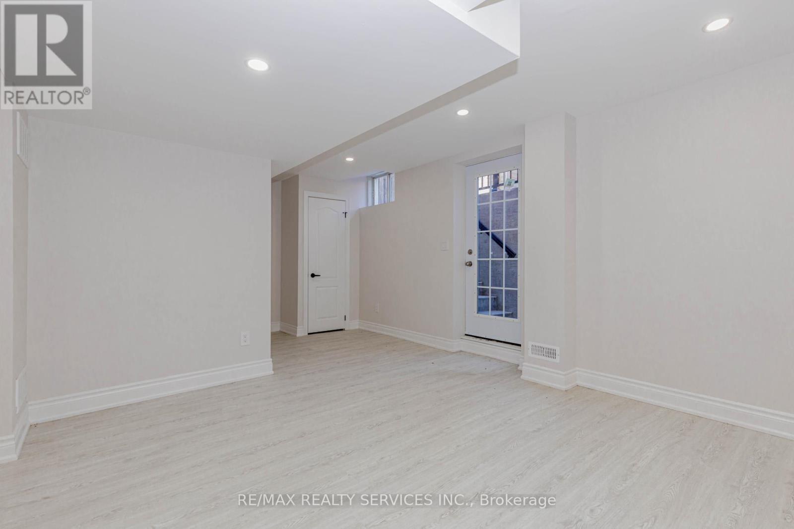 50 Amboise Crescent, Brampton, Ontario  L7A 3H2 - Photo 40 - W12490764