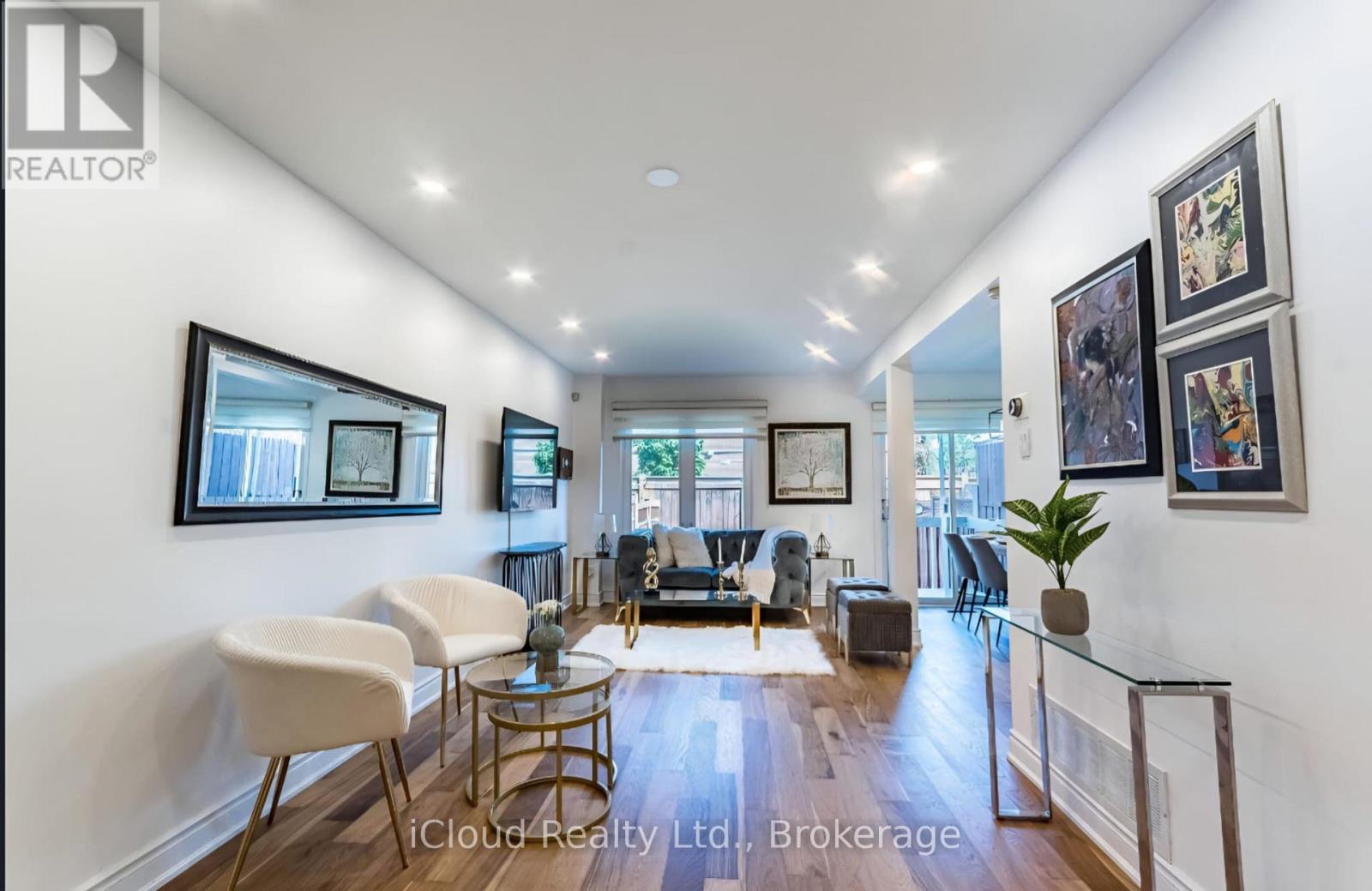 6973 Lisanne Court, Mississauga, Ontario  L5N 6Z7 - Photo 16 - W12490834