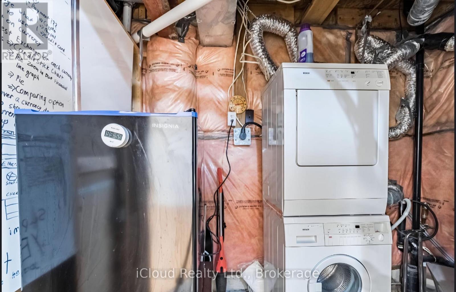 6973 Lisanne Court, Mississauga, Ontario  L5N 6Z7 - Photo 42 - W12490834