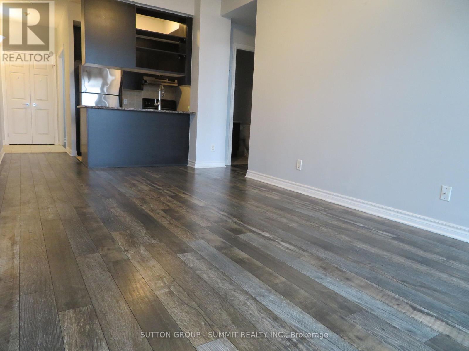 1001 - 2325 Central Park Drive, Oakville, Ontario  L6H 0E2 - Photo 10 - W12490852