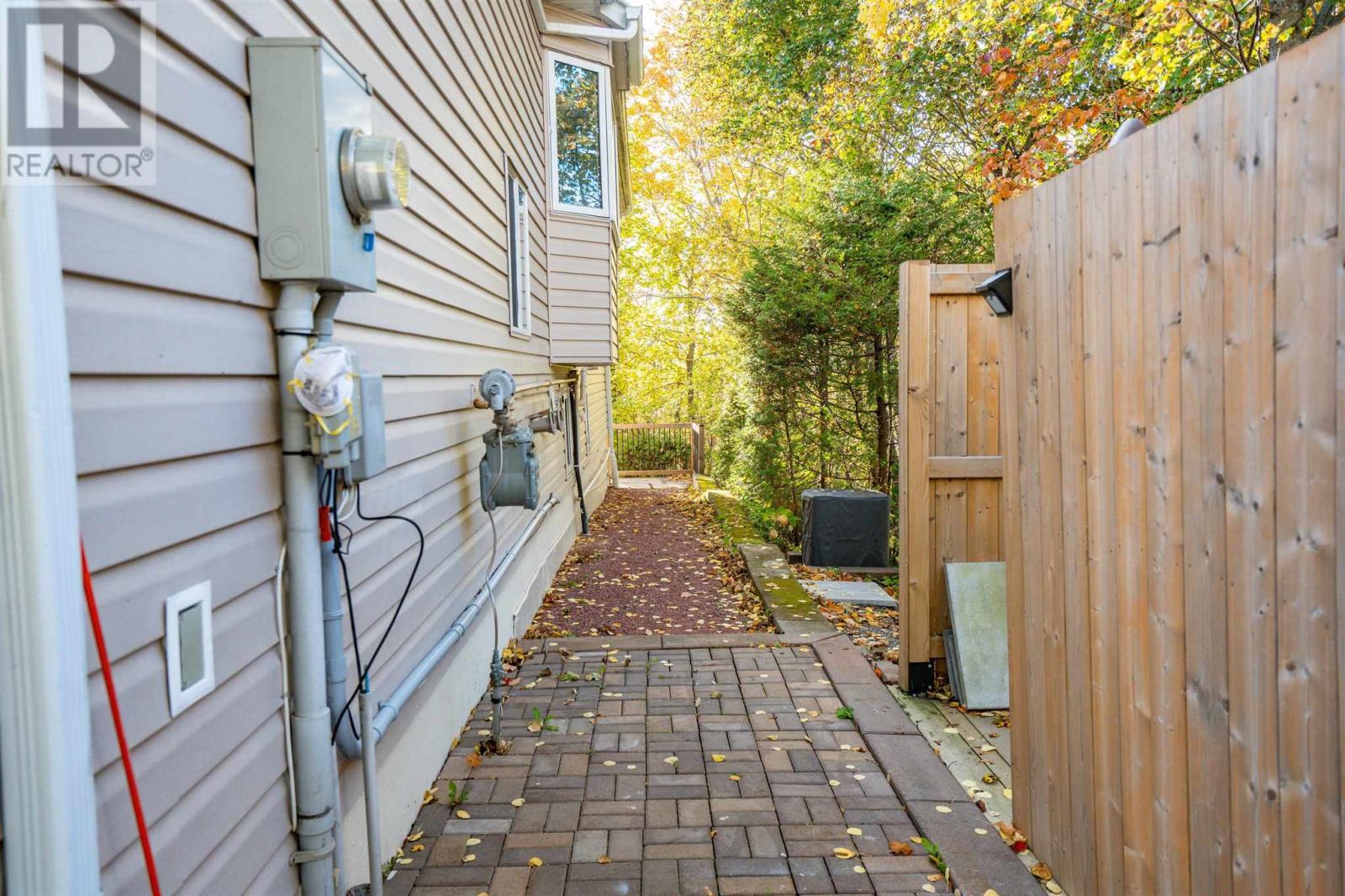 536 Morrison Ave, Sault Ste. Marie, Ontario P6B 6L4 - Photo 3 - SM253116