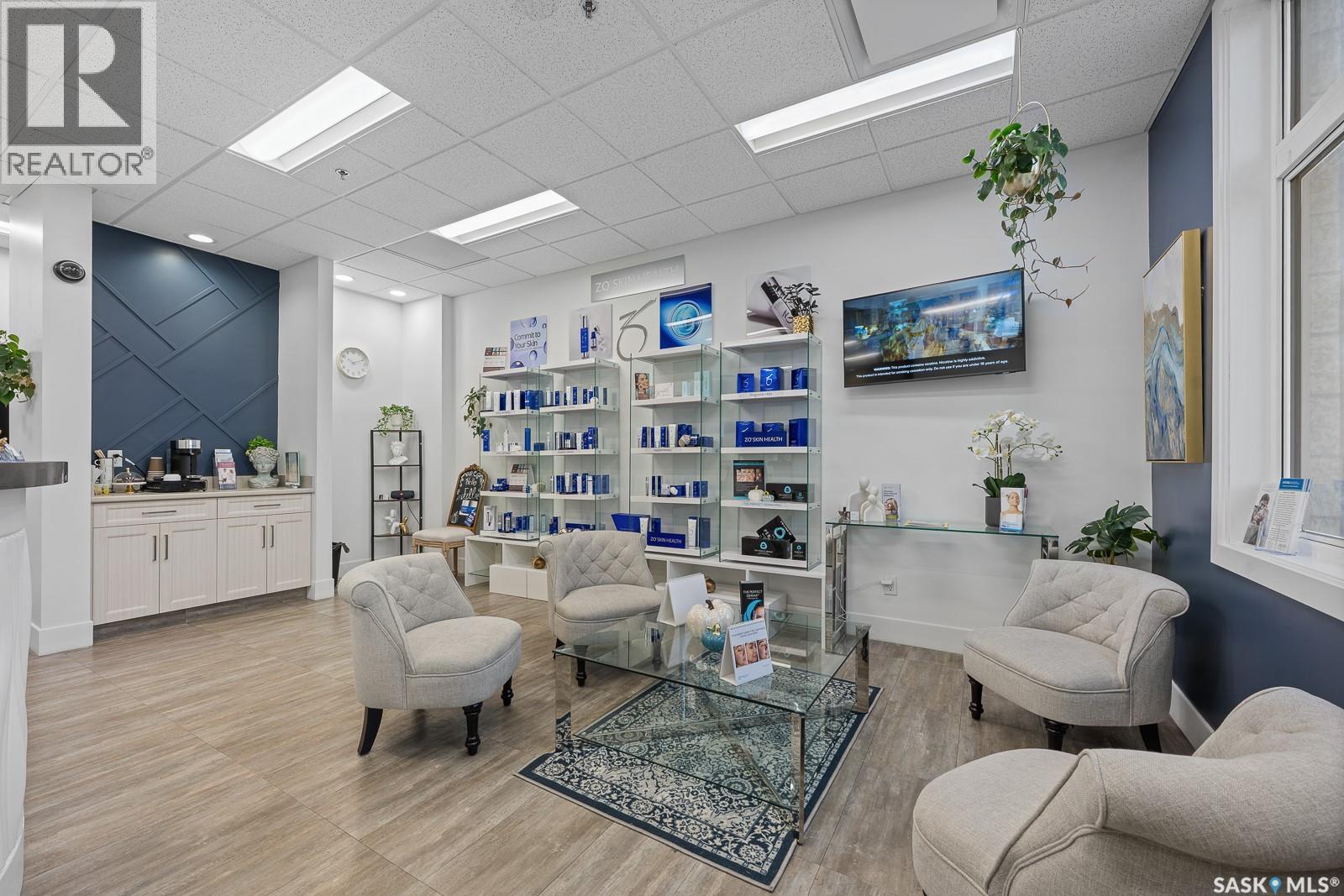 B 1723 Badham Boulevard, Regina, Saskatchewan  S4P 0L9 - Photo 3 - SK022027