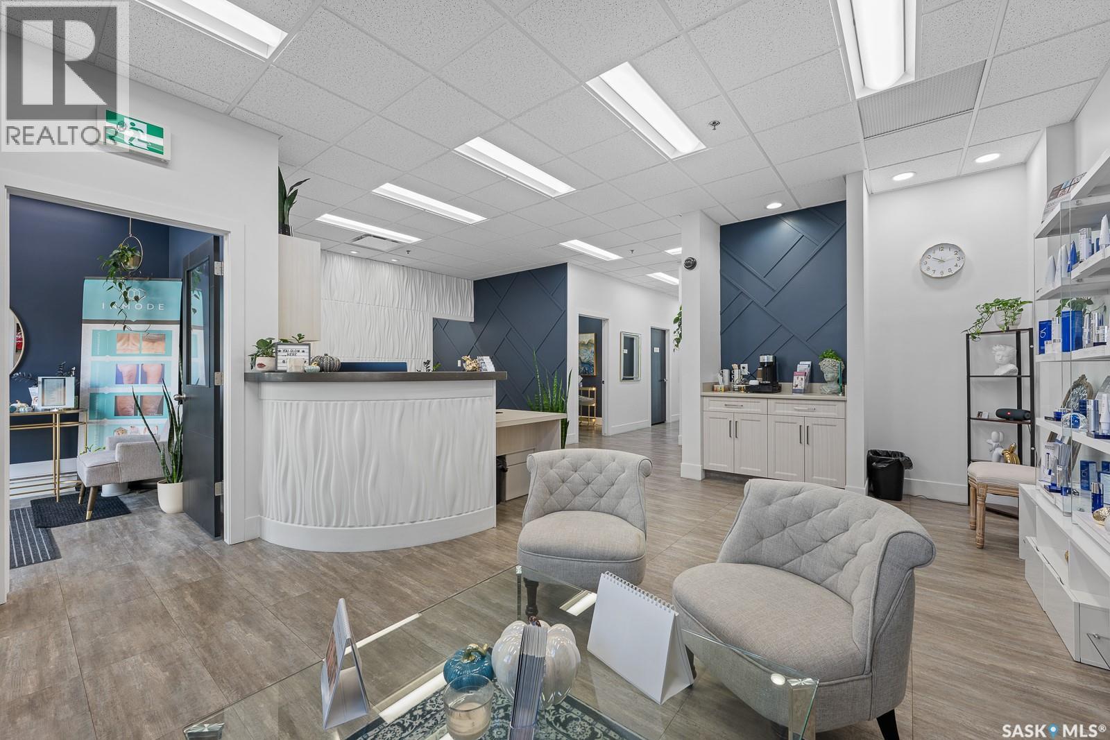 B 1723 Badham Boulevard, Regina, Saskatchewan  S4P 0L9 - Photo 4 - SK022027