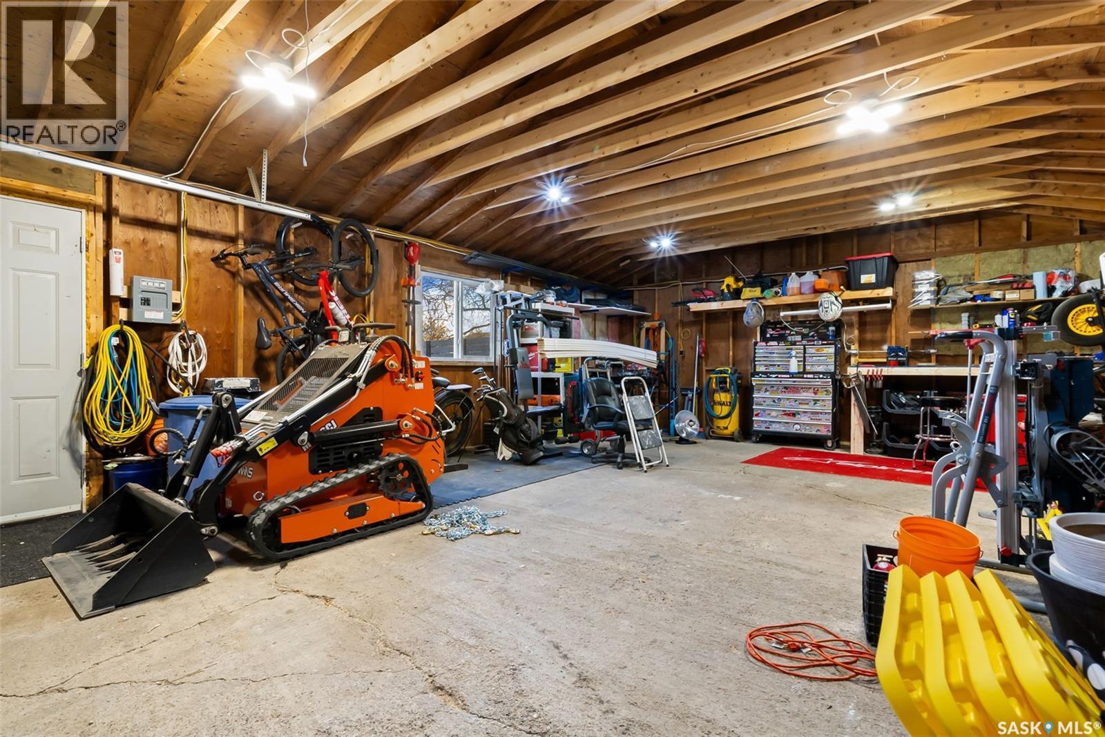 421 2nd Avenue, Odessa, Saskatchewan  S0G 3S0 - Photo 34 - SK021997