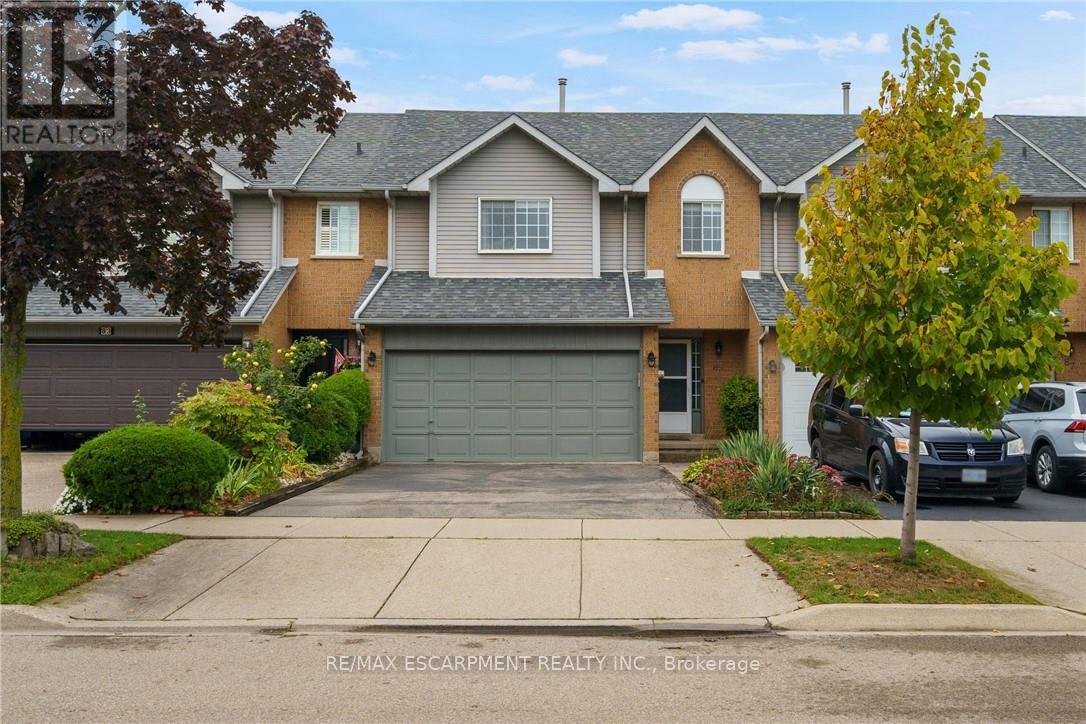 85 CHELSEA CRESCENT, Hamilton, Ontario