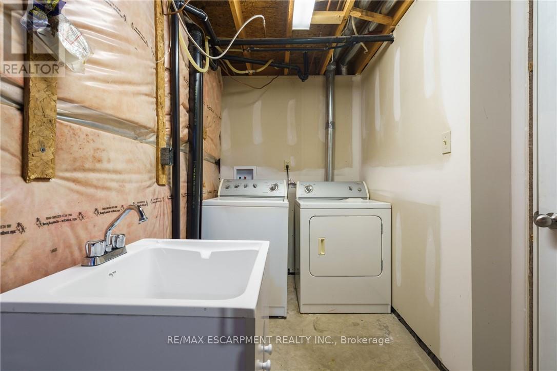 85 Chelsea Crescent, Hamilton (Stoney Creek), Ontario  L8E 5R8 - Photo 27 - X12490454