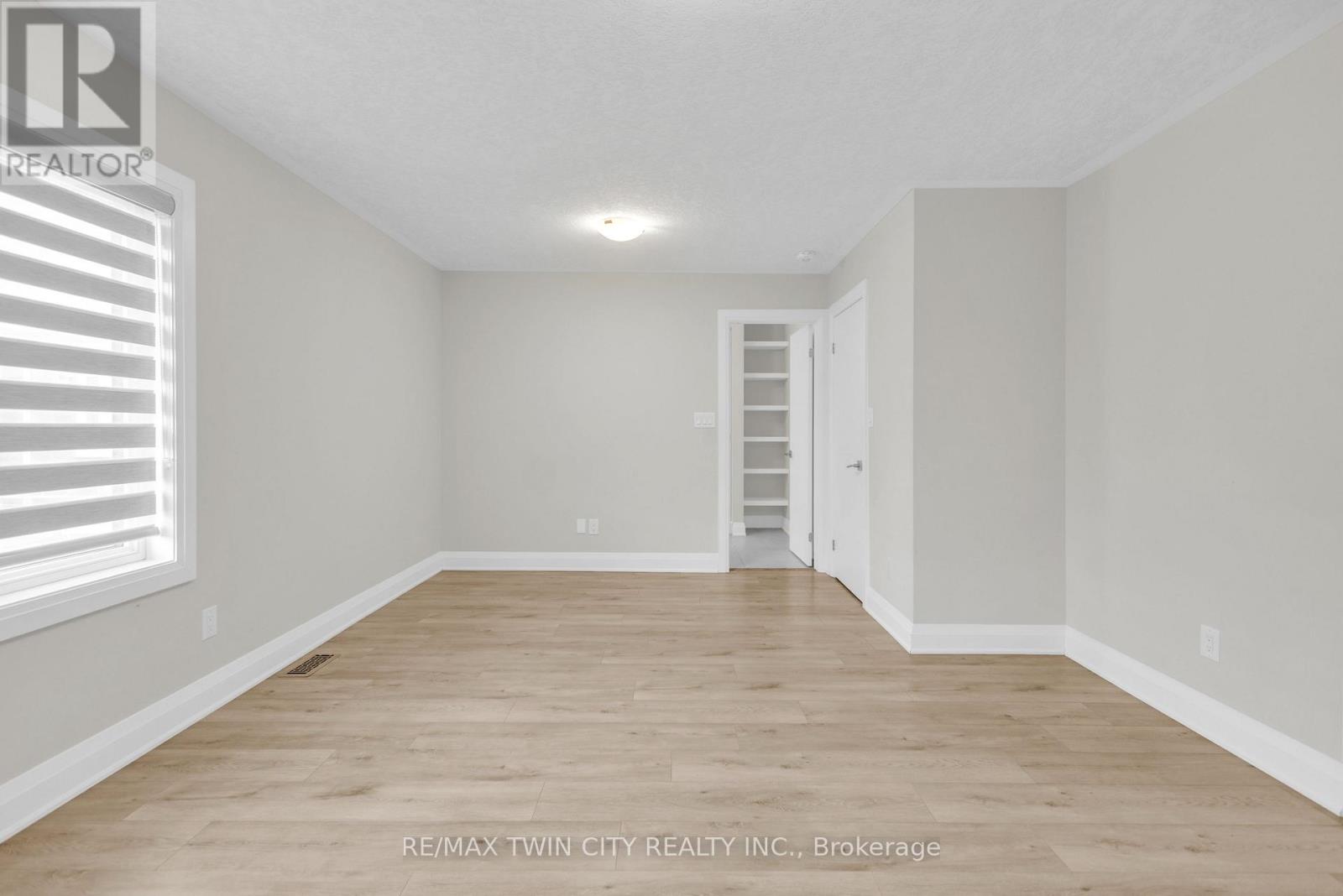 273 Woodbine Avenue, Kitchener, Ontario  N2R 0P7 - Photo 19 - X12490474