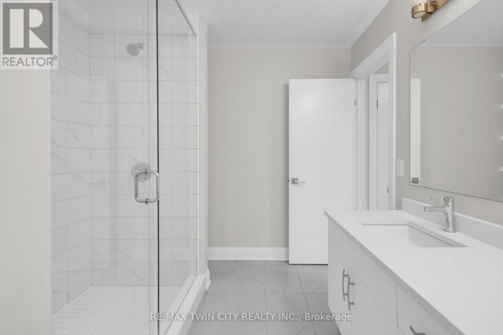 273 Woodbine Avenue, Kitchener, Ontario  N2R 0P7 - Photo 21 - X12490474