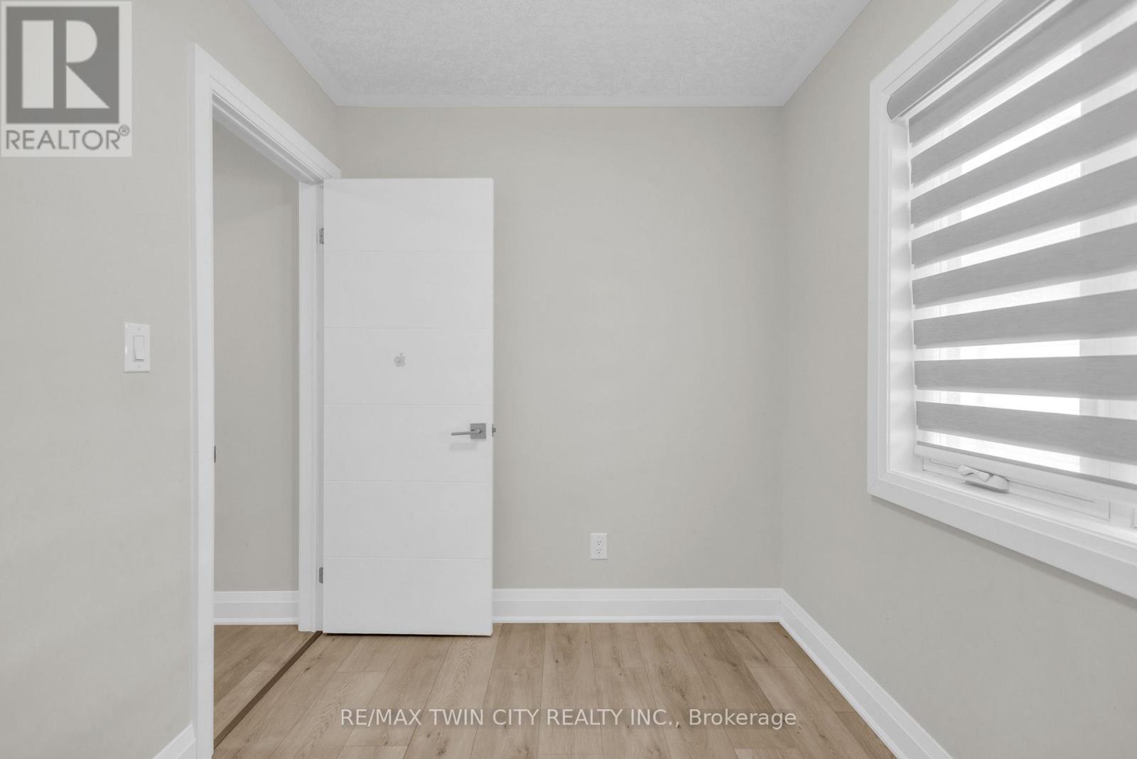 273 Woodbine Avenue, Kitchener, Ontario  N2R 0P7 - Photo 23 - X12490474