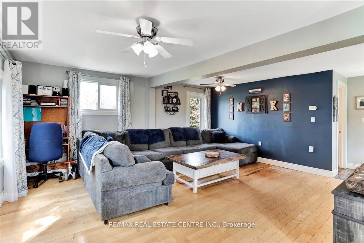 359 First Line, Haldimand, Ontario  N0A 1H0 - Photo 10 - X12490496