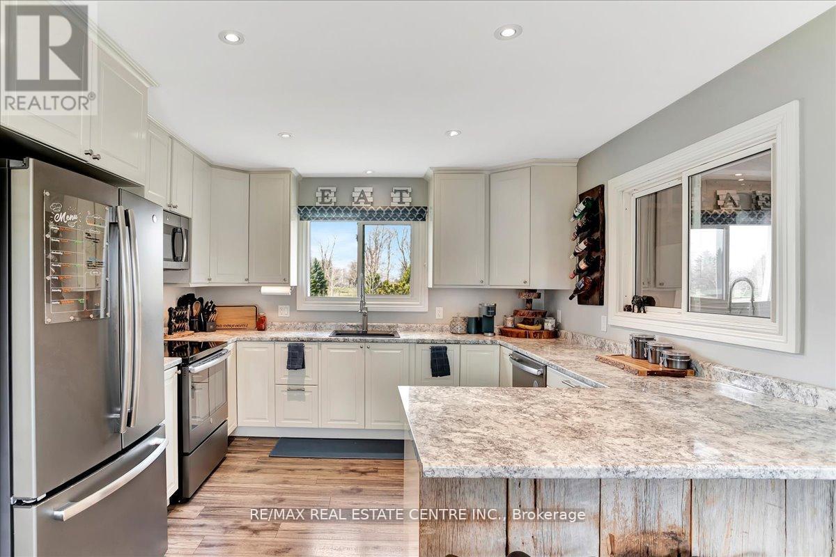 359 First Line, Haldimand, Ontario  N0A 1H0 - Photo 14 - X12490496