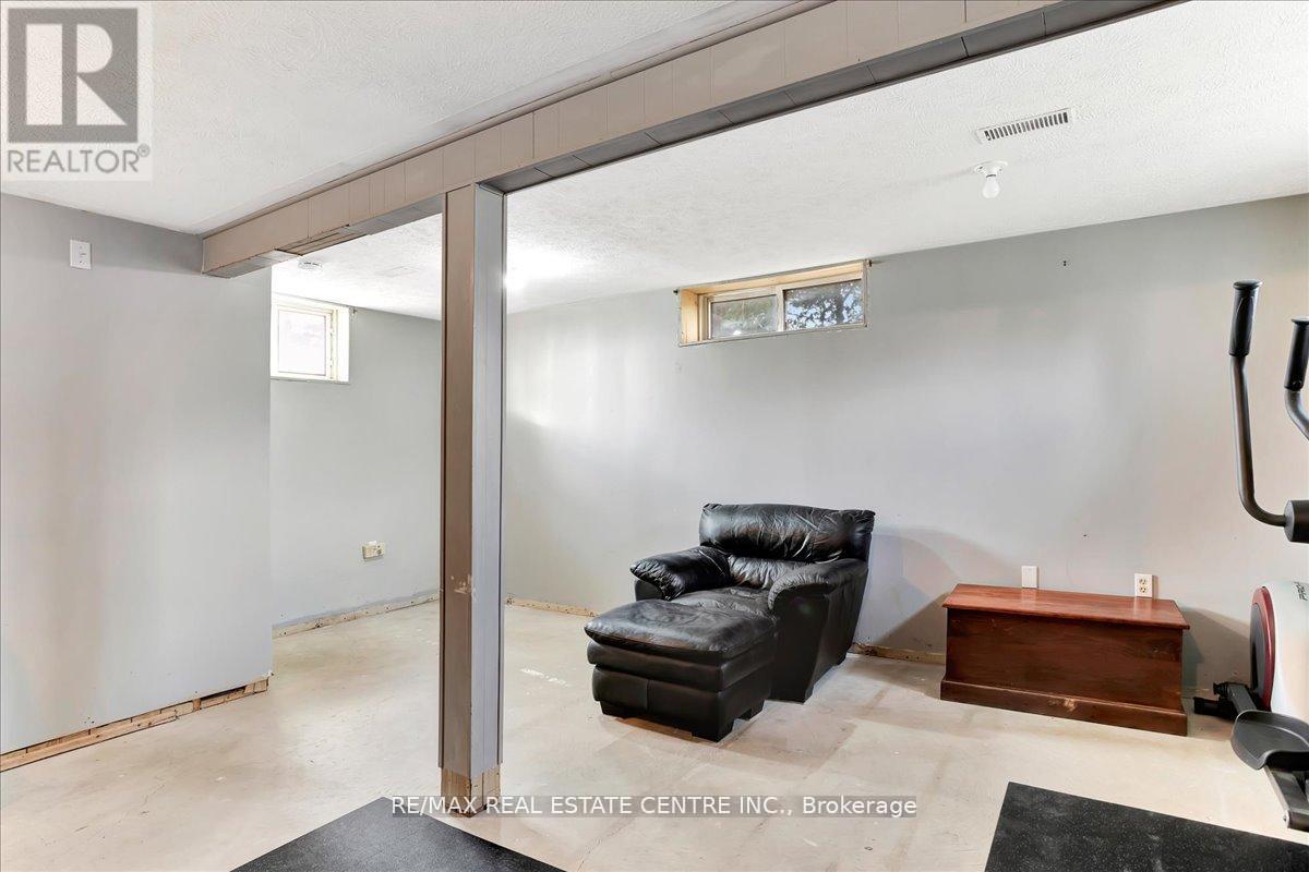 359 First Line, Haldimand, Ontario  N0A 1H0 - Photo 27 - X12490496