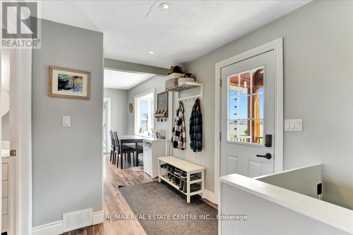 359 First Line, Haldimand, Ontario  N0A 1H0 - Photo 7 - X12490496