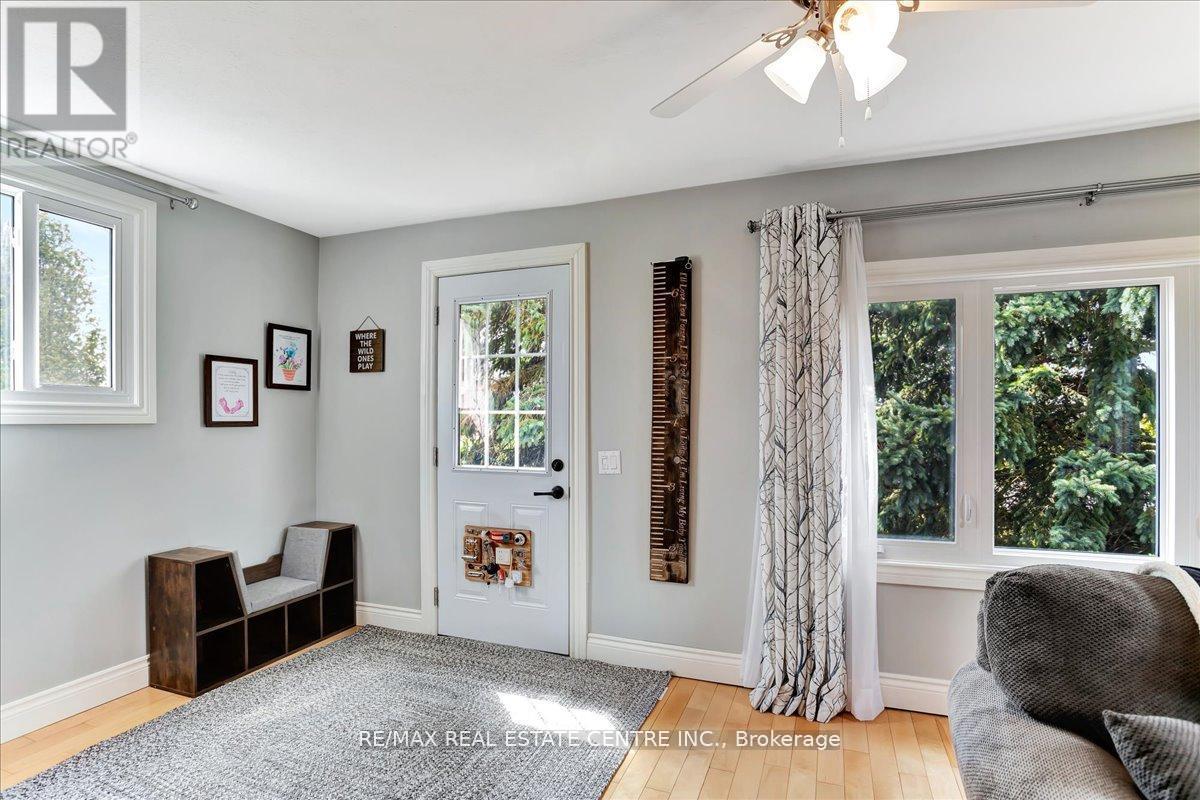 359 First Line, Haldimand, Ontario  N0A 1H0 - Photo 8 - X12490496