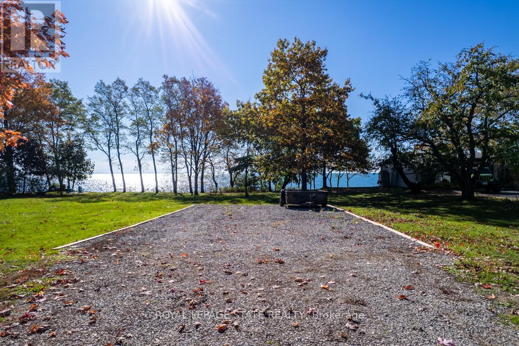 4 Dearden Lane, Haldimand, Ontario  N1A 2W6 - Photo 6 - X12490526