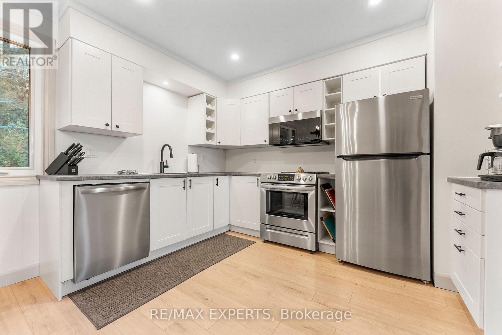 77 Post Street, South Algonquin, Ontario  K0J 2M0 - Photo 16 - X12490544