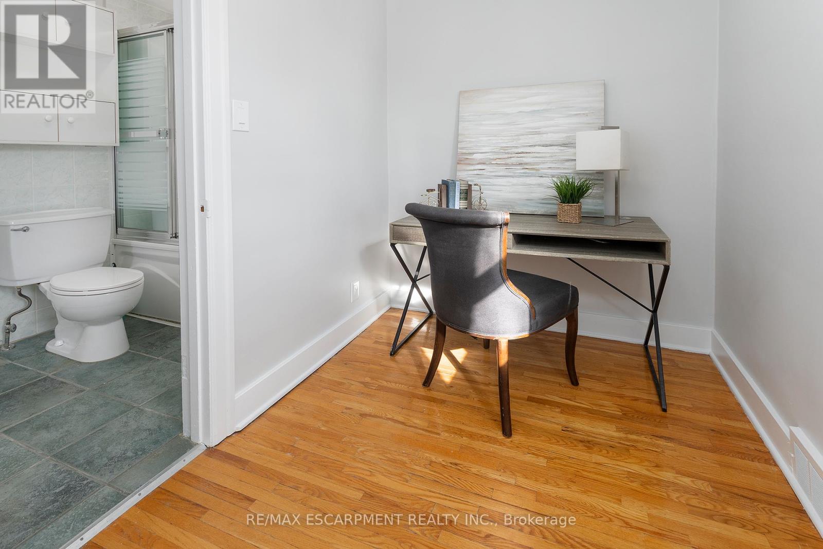 4876 Portage Road, Niagara Falls, Ontario  L2E 6B3 - Photo 15 - X12490636