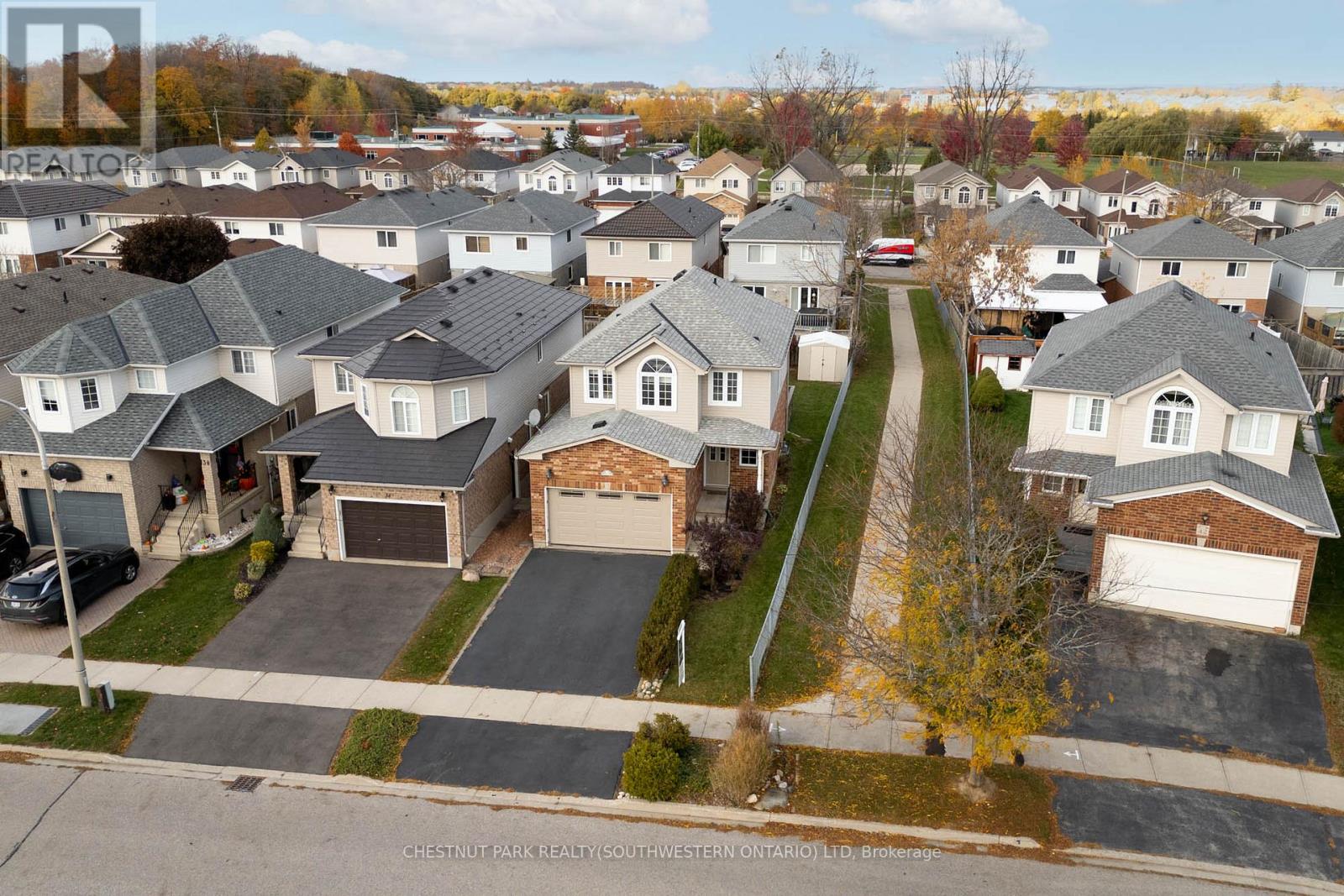 38 Heatherwood Place, Kitchener, Ontario  N2N 3P4 - Photo 44 - X12490644