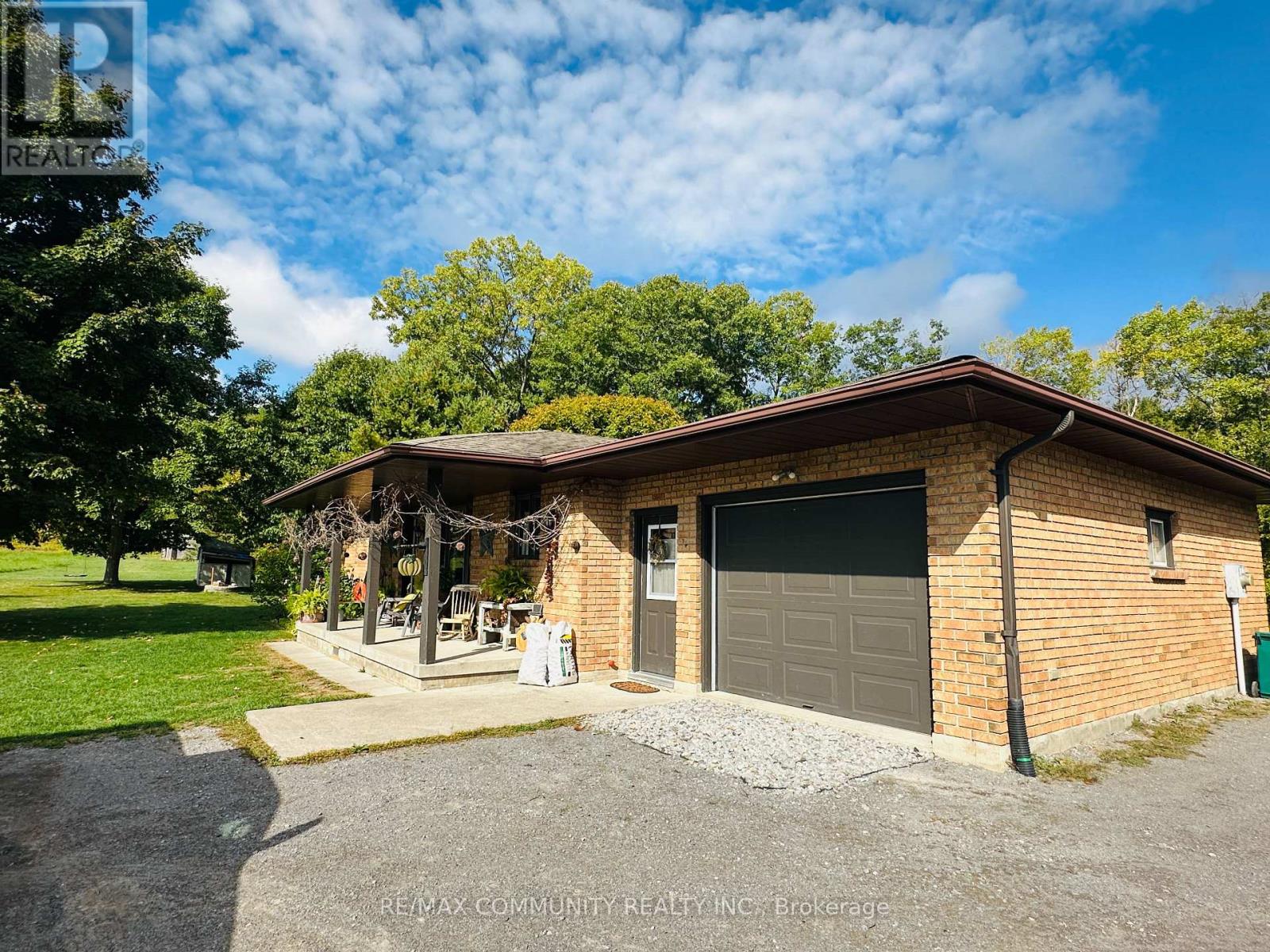 214 Helyer Road, Quinte West, Ontario  K8V 5P4 - Photo 10 - X12490744