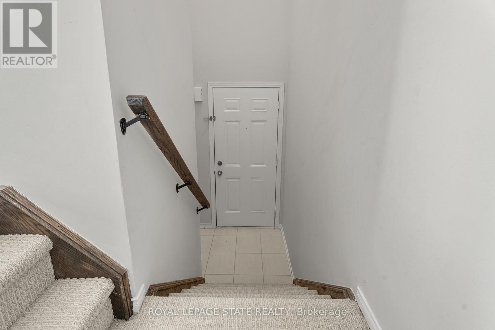 5044 Serena Drive, Lincoln, Ontario  L0R 1B8 - Photo 3 - X12490776