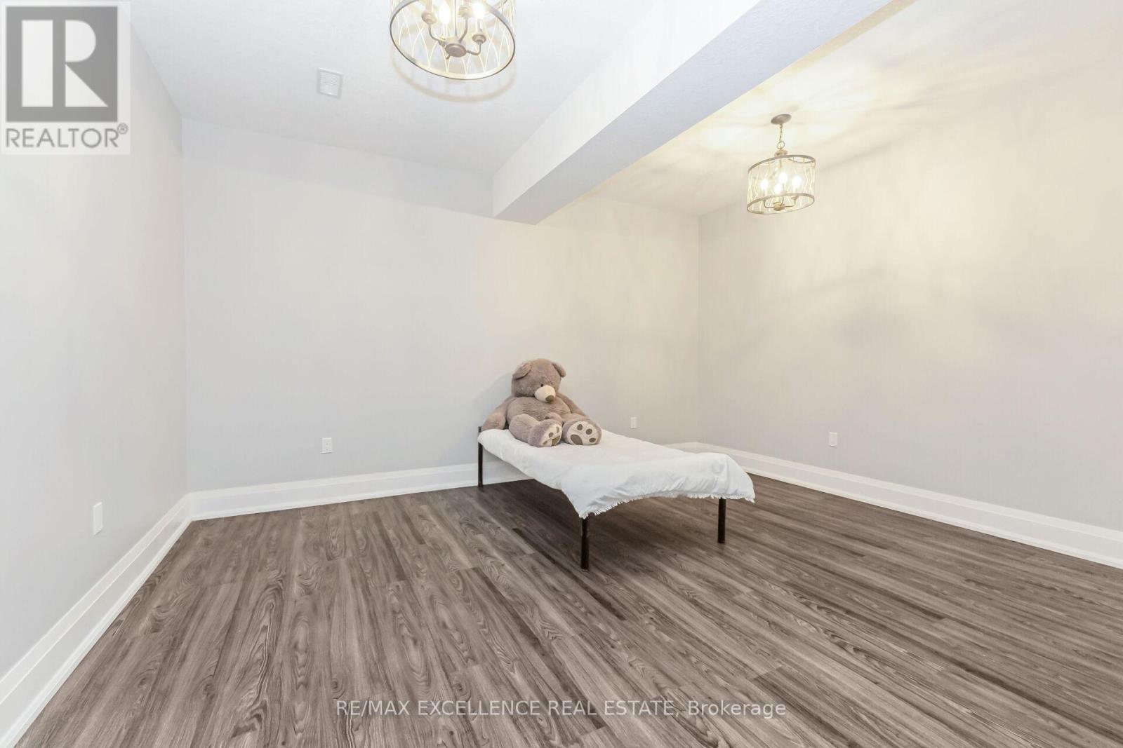 155 Deer Crescent, Norwich, Ontario  N0J 1C0 - Photo 29 - X12490808