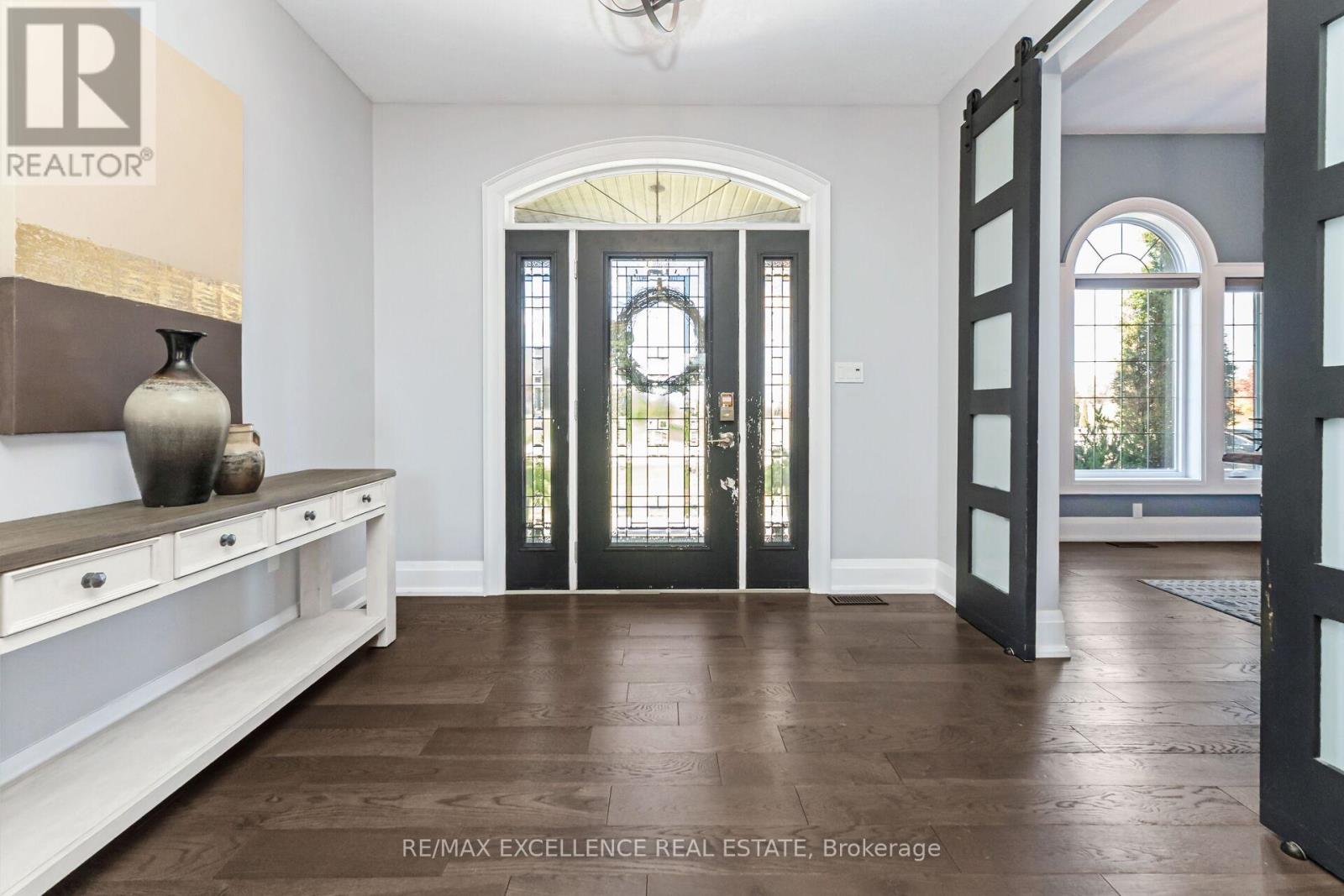 155 Deer Crescent, Norwich, Ontario  N0J 1C0 - Photo 4 - X12490808