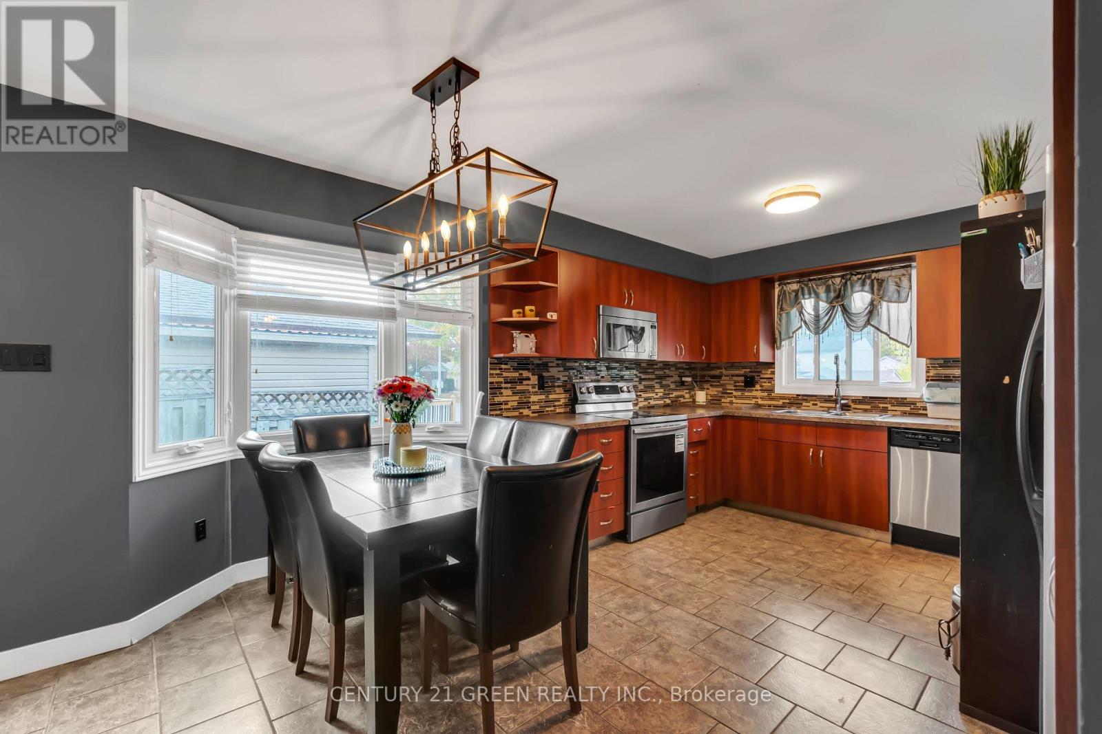 126 Carlyle Drive, London East, Ontario  N5V 3T1 - Photo 12 - X12490816