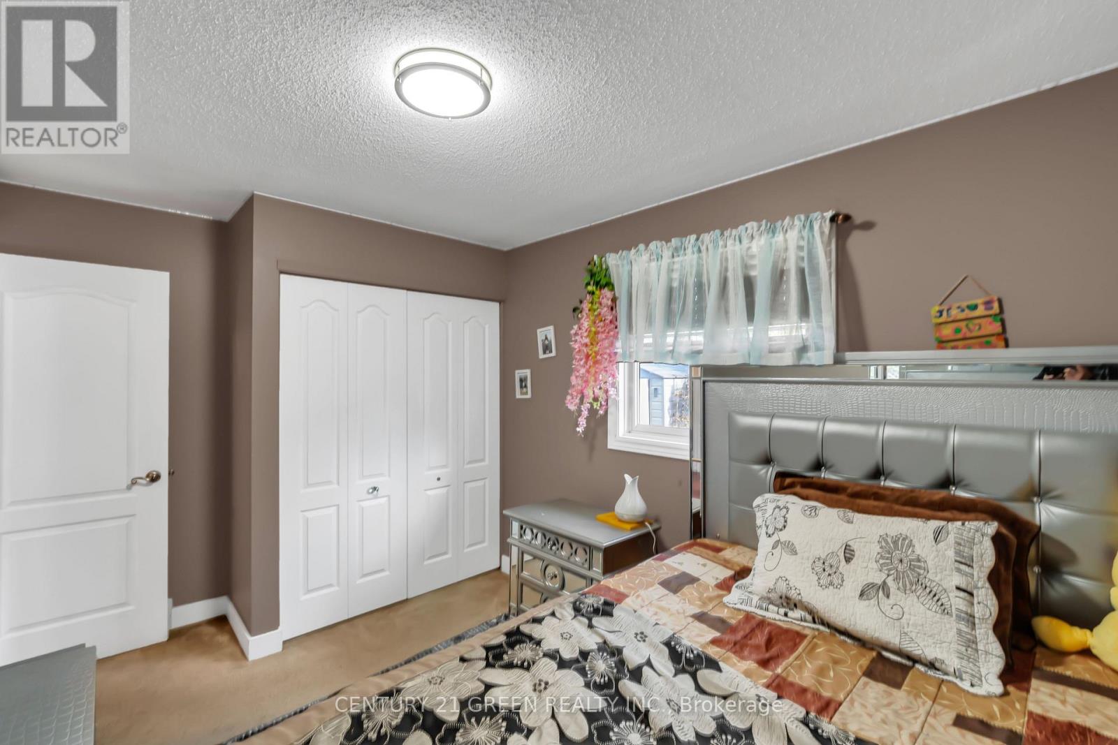 126 Carlyle Drive, London East, Ontario  N5V 3T1 - Photo 24 - X12490816