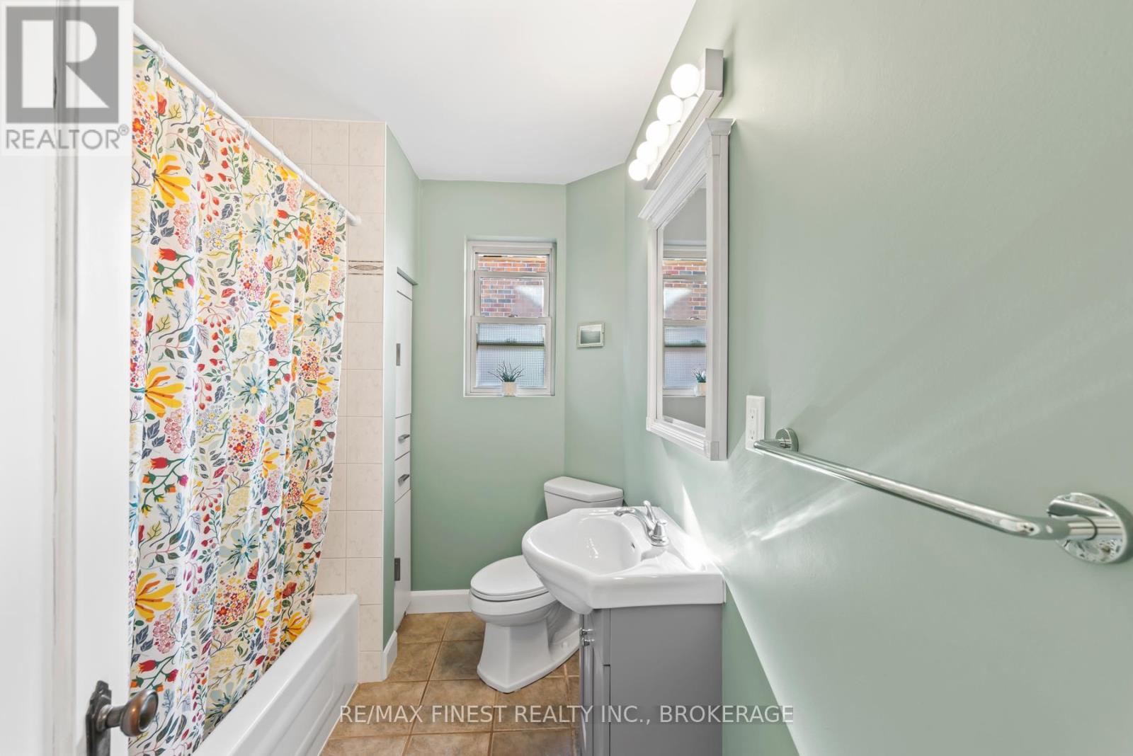 454 College Street, Kingston, Ontario  K7L 4M7 - Photo 17 - X12491136