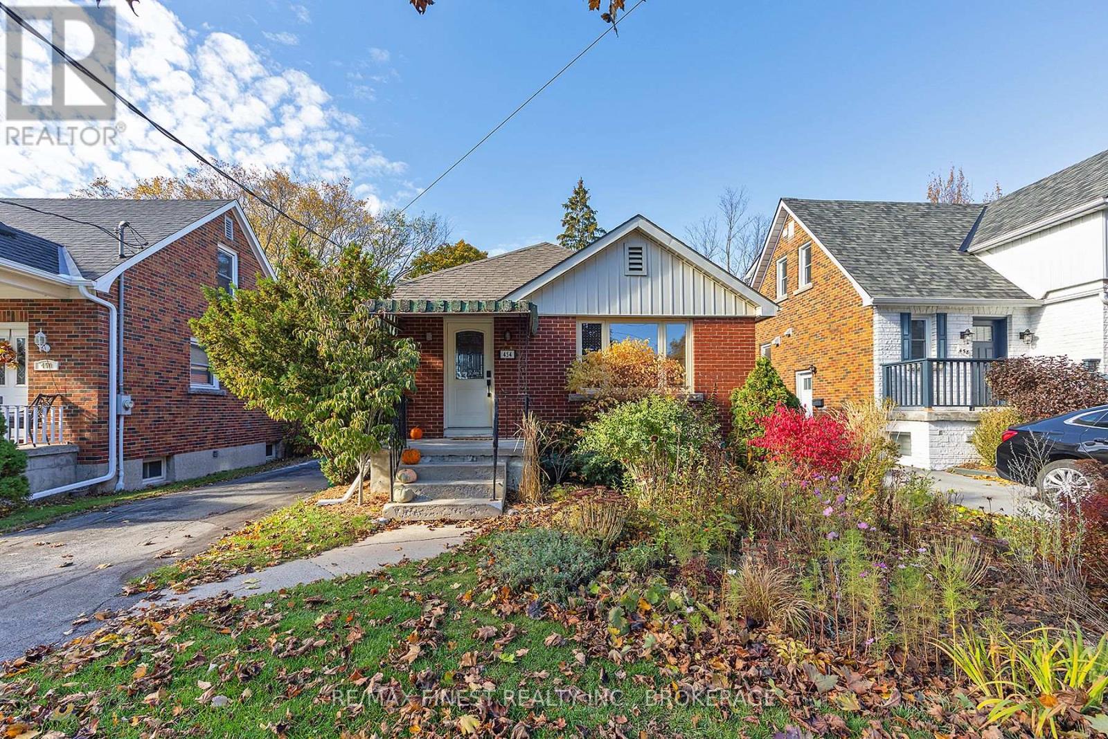 454 College Street, Kingston, Ontario  K7L 4M7 - Photo 3 - X12491136