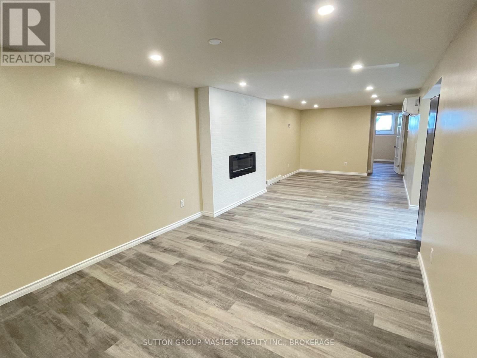 2 - 248 Mclellan Court, Kingston (East Gardiners Rd), Ontario  K7M 7Y9 - Photo 2 - X12491186