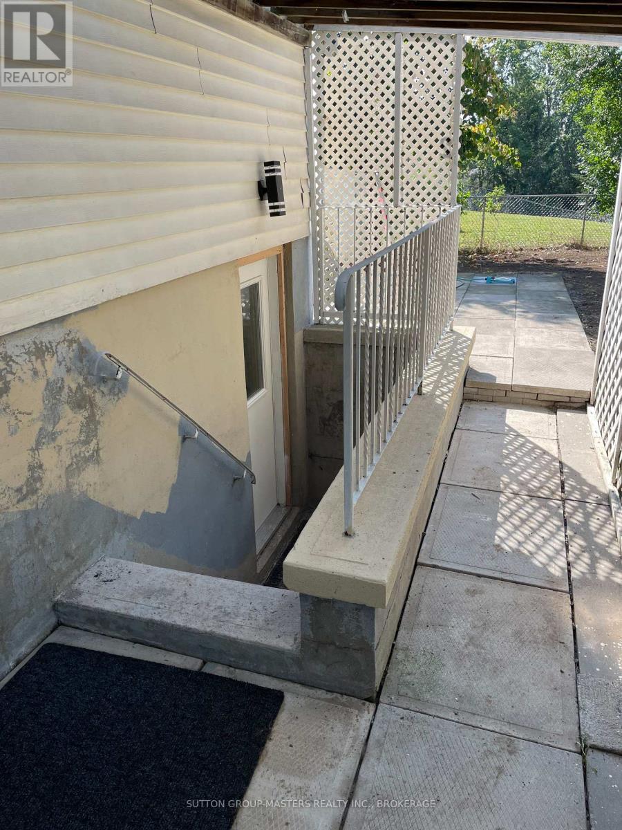 2 - 248 Mclellan Court, Kingston (East Gardiners Rd), Ontario  K7M 7Y9 - Photo 8 - X12491186