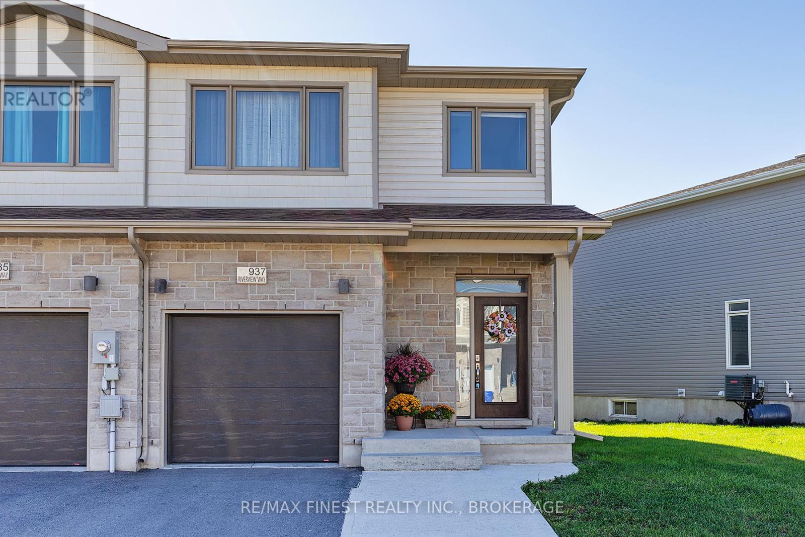 937 Riverview Way, Kingston (Kingston East (Incl Barret Crt)), Ontario  K7K 7J8 - Photo 2 - X12491264