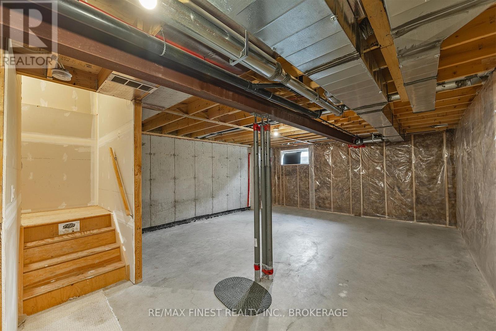 937 Riverview Way, Kingston (Kingston East (Incl Barret Crt)), Ontario  K7K 7J8 - Photo 38 - X12491264