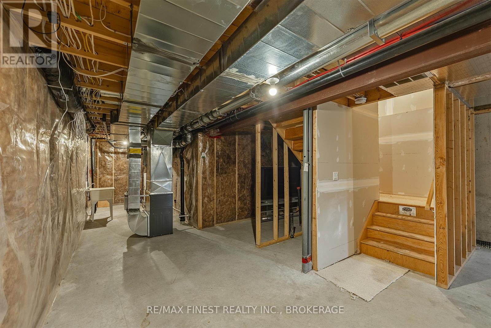 937 Riverview Way, Kingston (Kingston East (Incl Barret Crt)), Ontario  K7K 7J8 - Photo 40 - X12491264