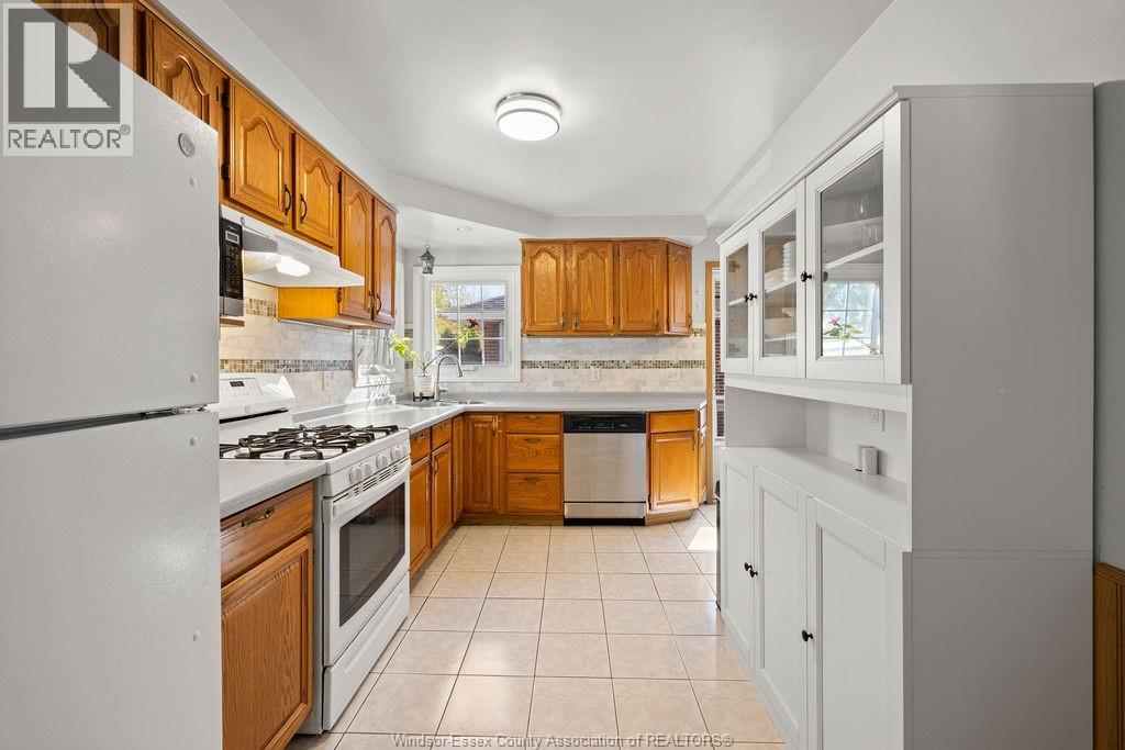 1179 Esdras, Windsor, Ontario  N8S 2N3 - Photo 3 - 25027563