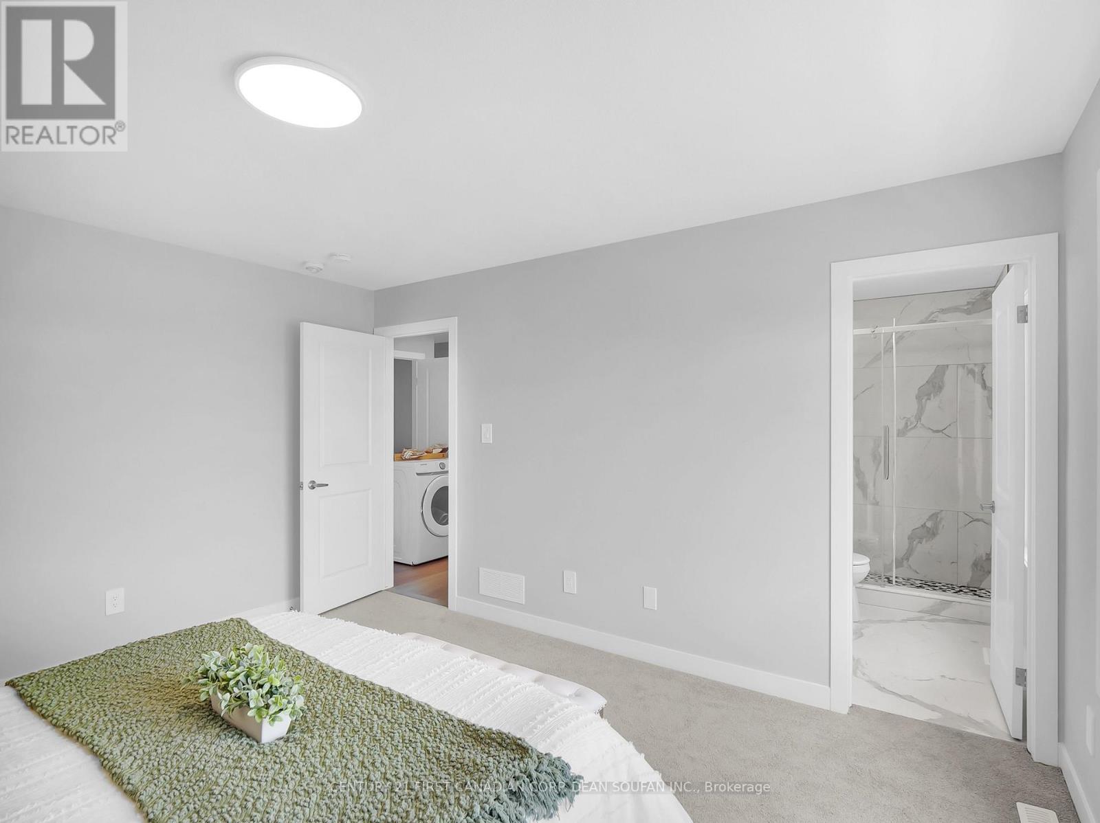 22 - 349 Southdale Road E, London South (South W), Ontario  N6E 0B9 - Photo 25 - X12491066