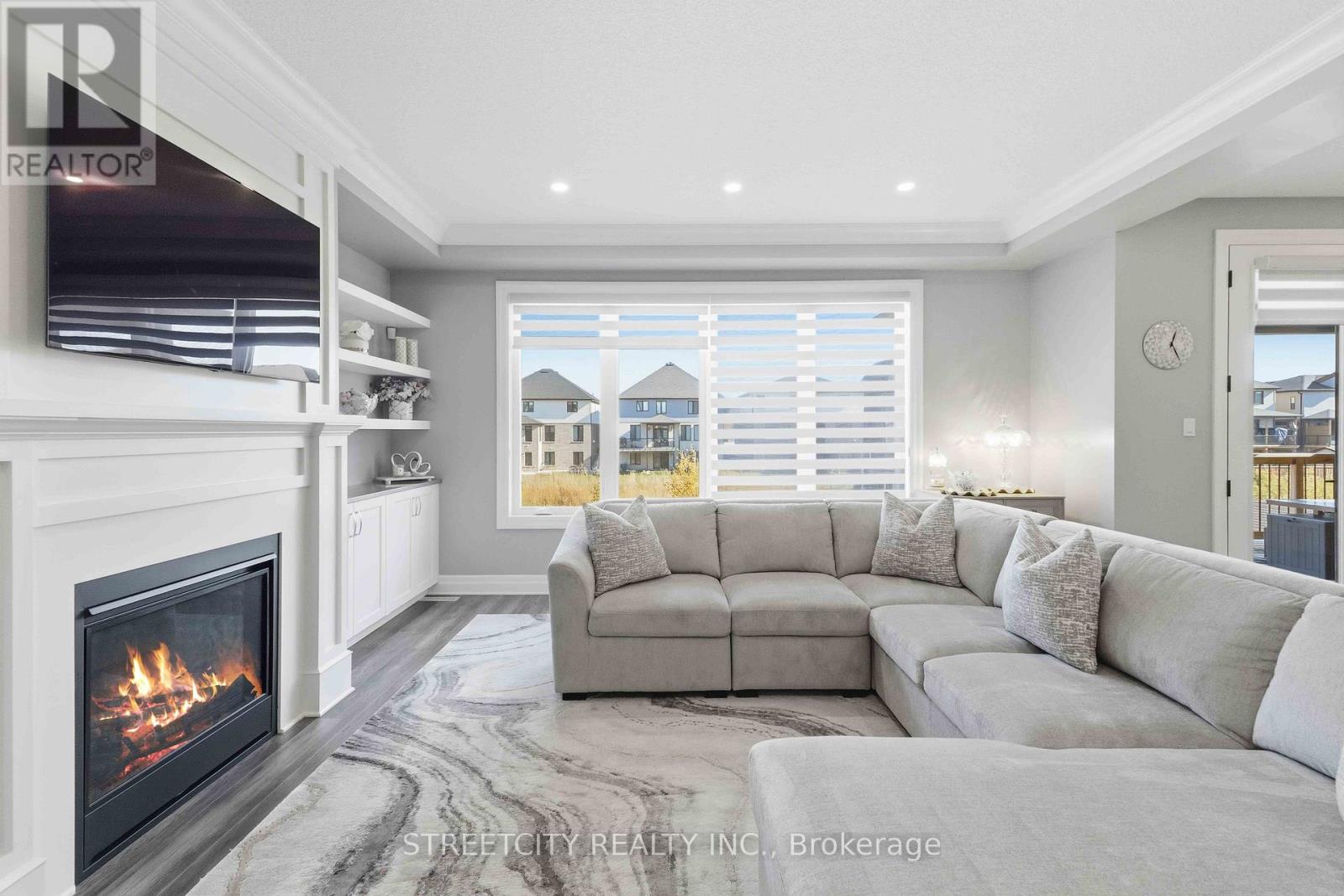 1391 Medway Park Drive, London North (North S), Ontario  N6G 0Z6 - Photo 12 - X12491348