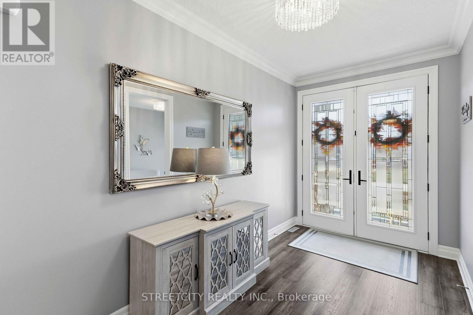 1391 Medway Park Drive, London North (North S), Ontario  N6G 0Z6 - Photo 4 - X12491348