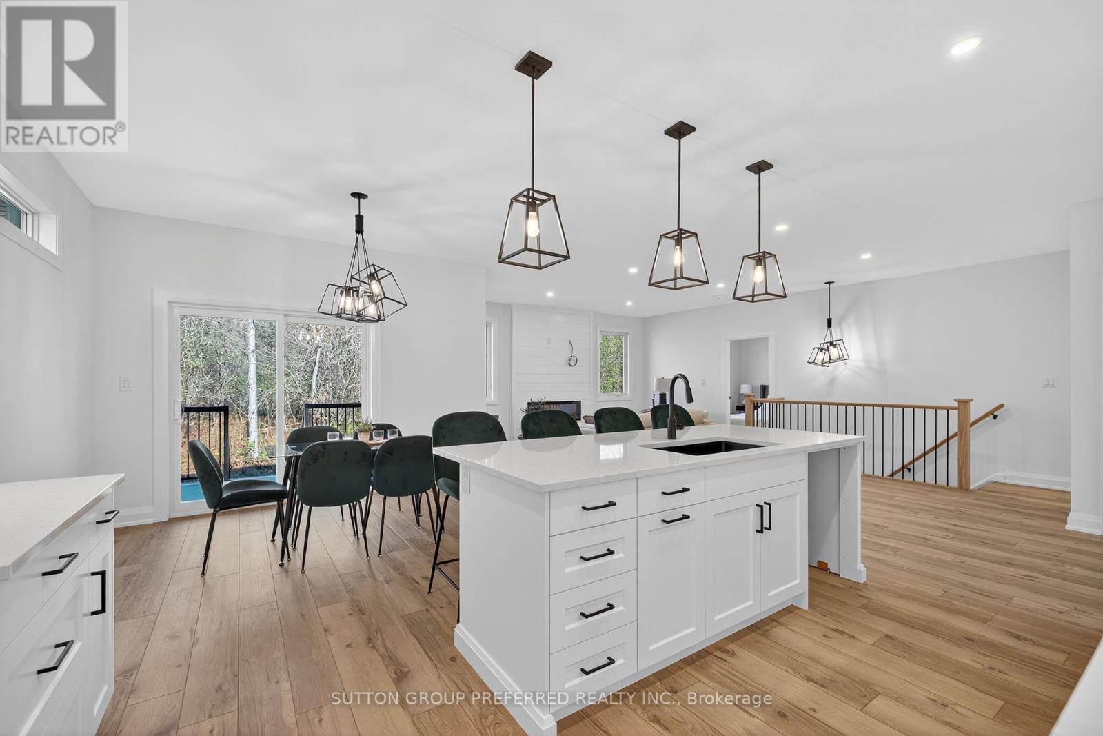 22 - 175 Glengariff Drive, Southwold (Talbotville), Ontario  N5P 0G1 - Photo 10 - X12491404