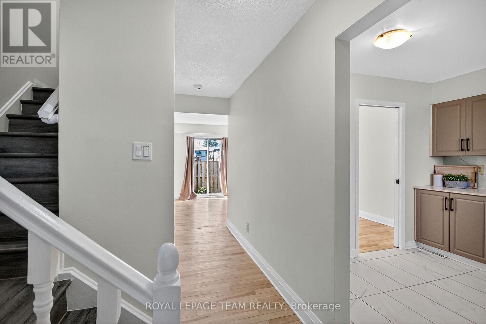 A - 434 Moodie Drive, Ottawa, Ontario  K2H 8A6 - Photo 5 - X12491120