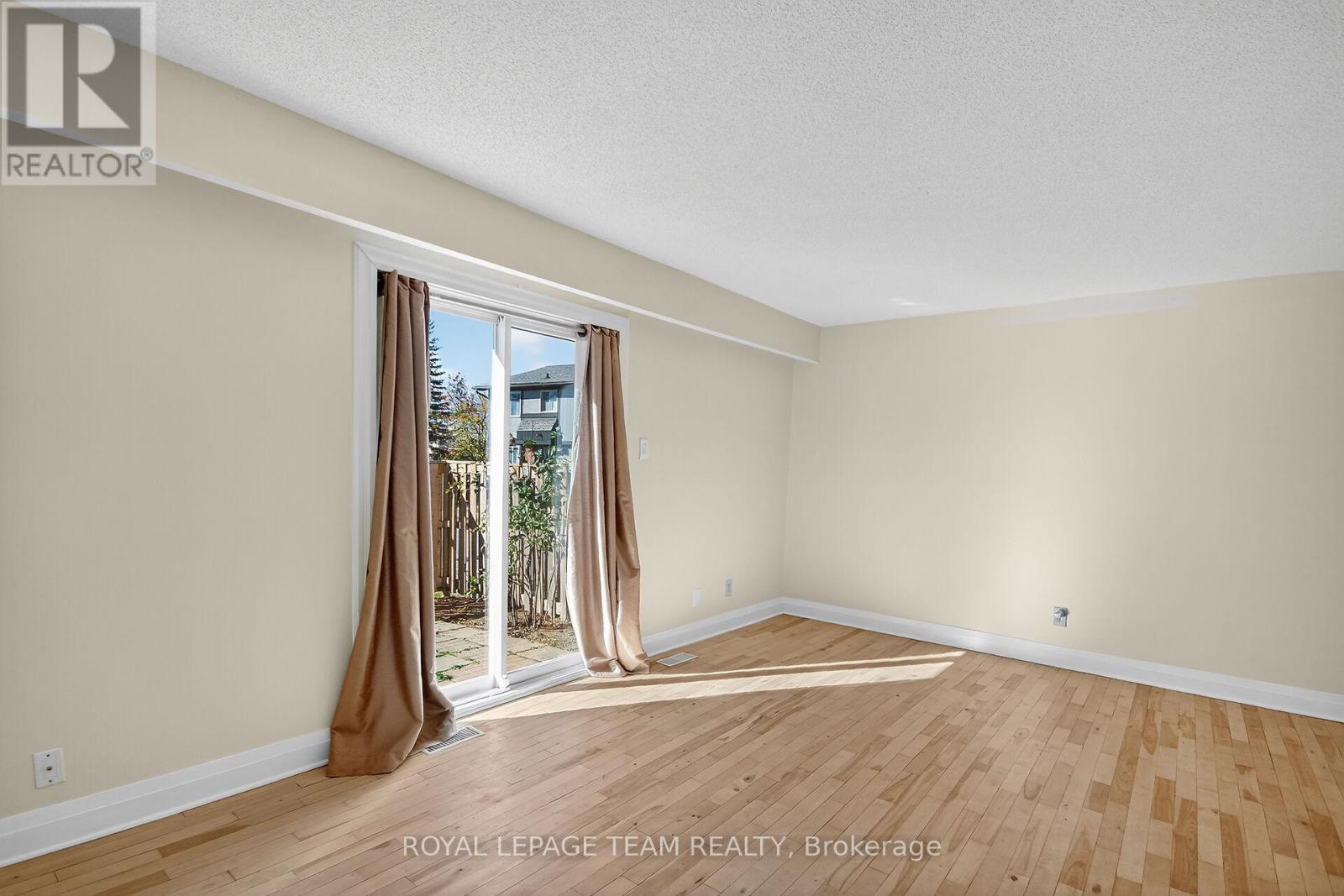 A - 434 Moodie Drive, Ottawa, Ontario  K2H 8A6 - Photo 7 - X12491120