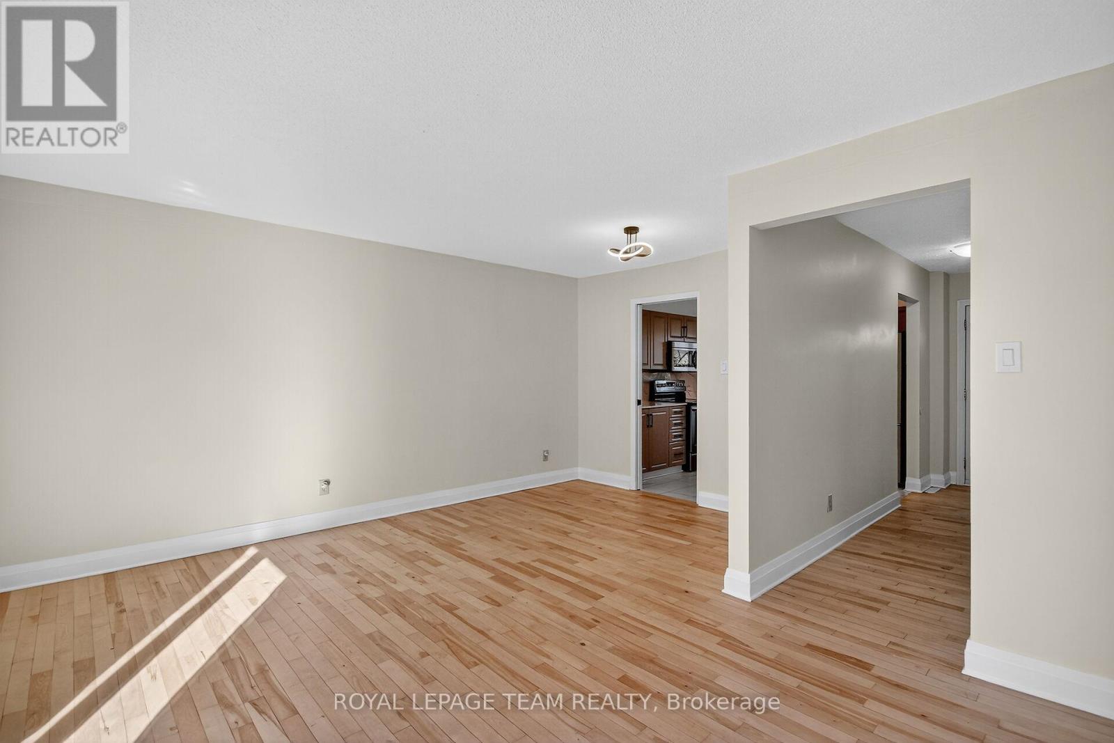 A - 434 Moodie Drive, Ottawa, Ontario  K2H 8A6 - Photo 8 - X12491120