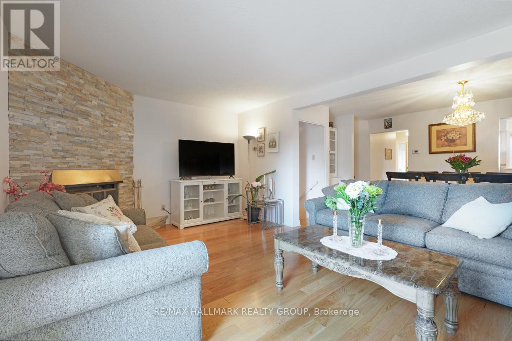 2534 Southvale Crescent, Ottawa, Ontario  K1B 5B4 - Photo 12 - X12491204