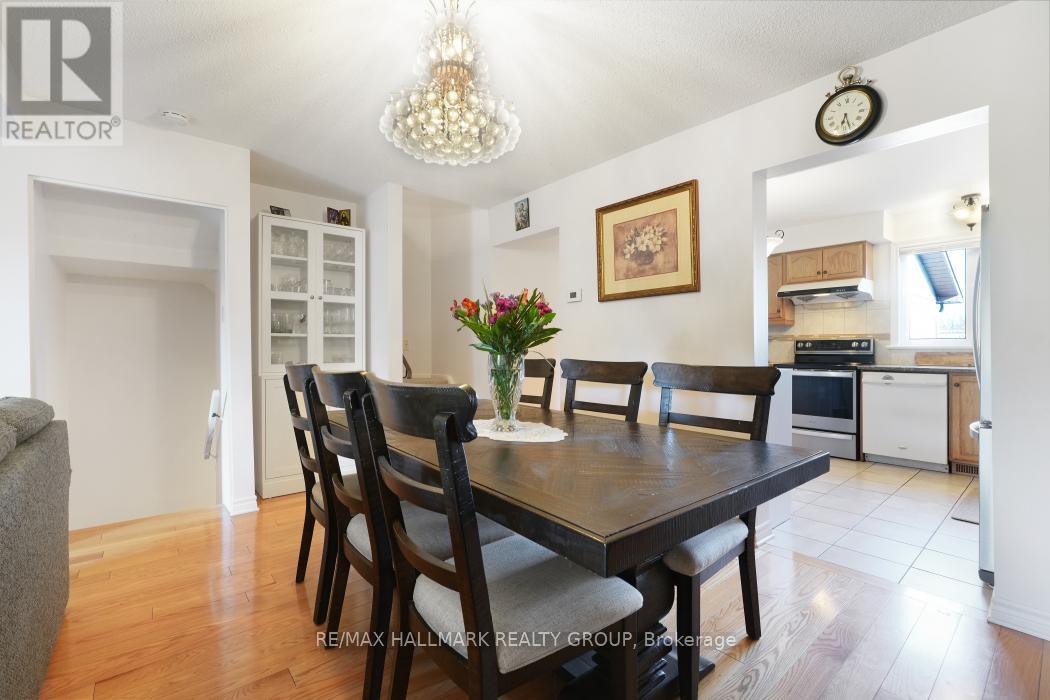 2534 Southvale Crescent, Ottawa, Ontario  K1B 5B4 - Photo 15 - X12491204