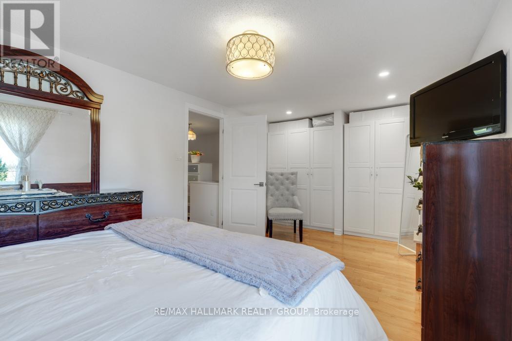 2534 Southvale Crescent, Ottawa, Ontario  K1B 5B4 - Photo 23 - X12491204