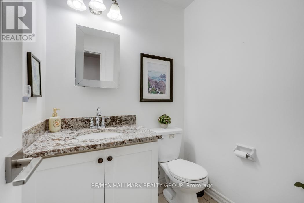 2534 Southvale Crescent, Ottawa, Ontario  K1B 5B4 - Photo 4 - X12491204