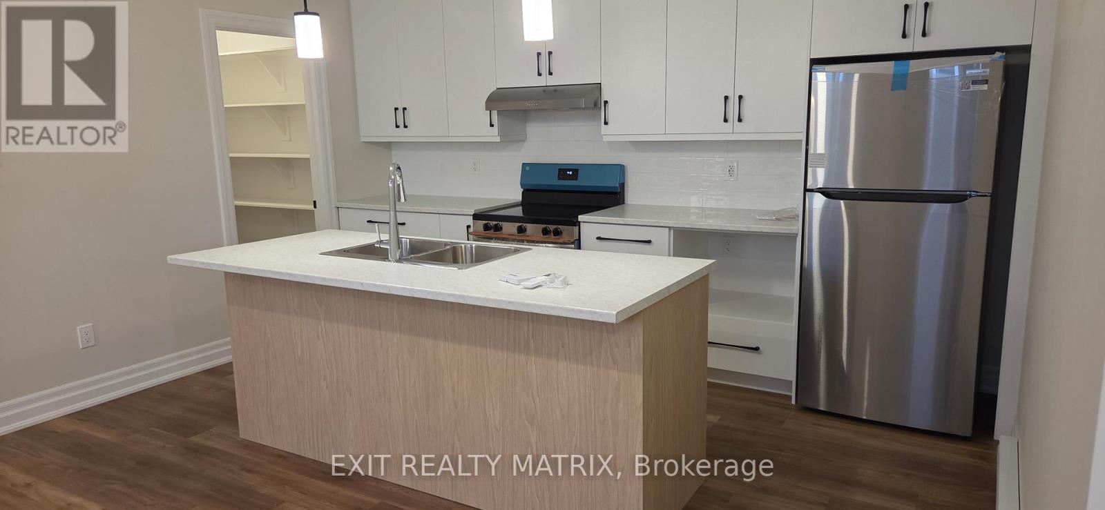 A - 542 Regina Street, Russell, Ontario  K0A 1W0 - Photo 11 - X12491346