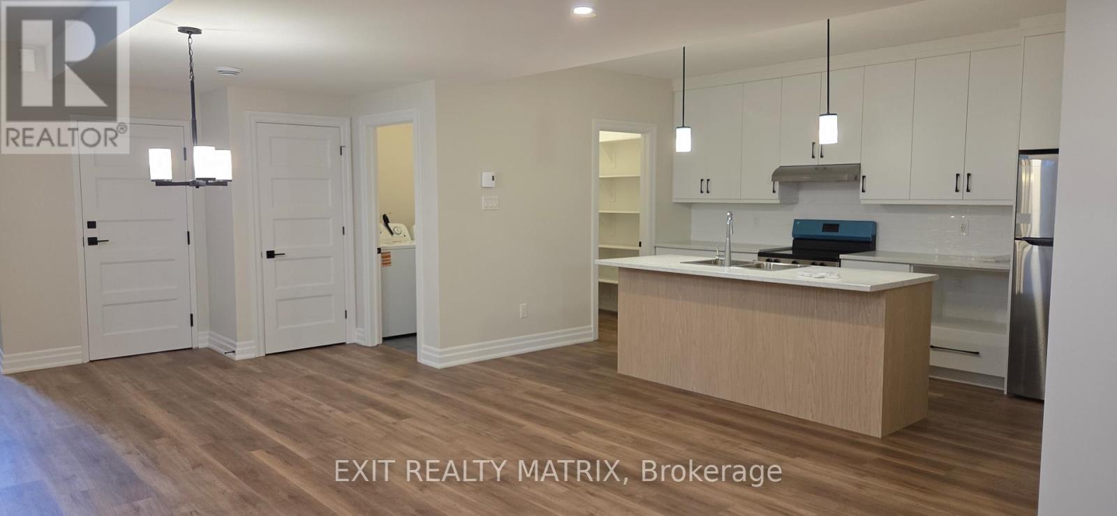 A - 542 Regina Street, Russell, Ontario  K0A 1W0 - Photo 6 - X12491346