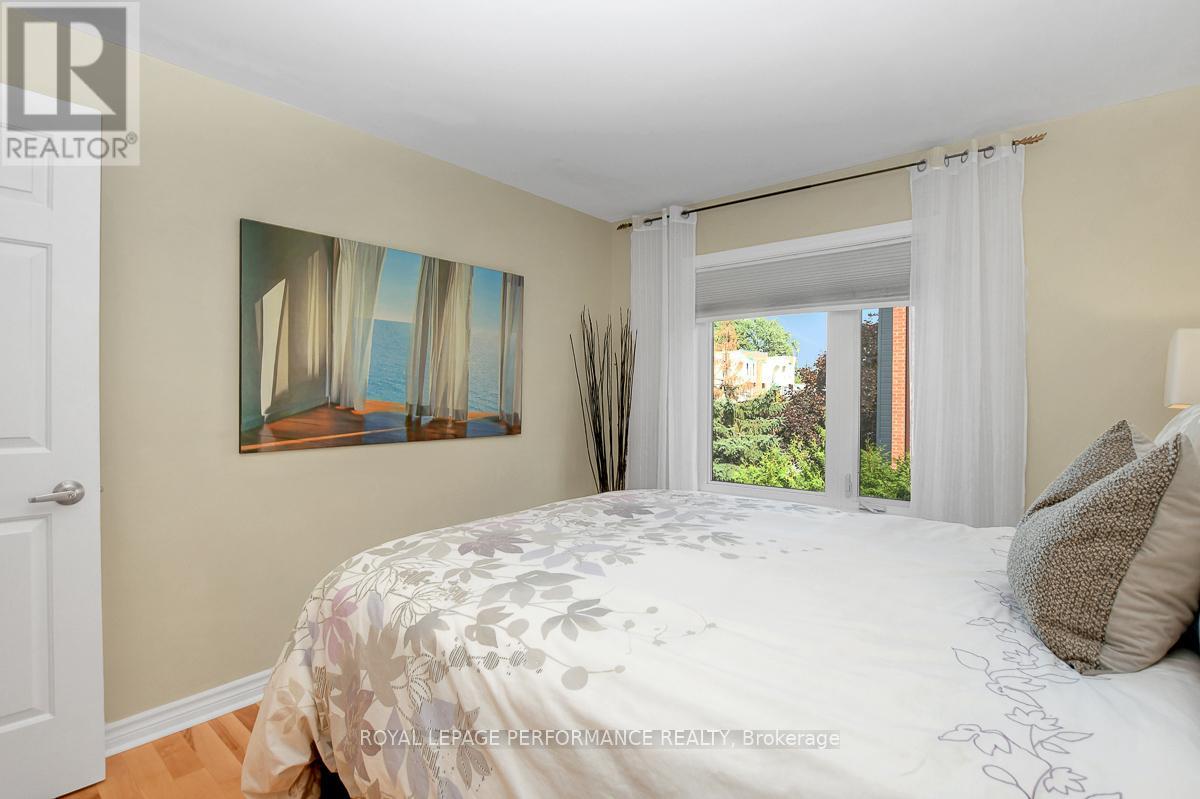 3 - 2 Columbus Avenue, Ottawa, Ontario  K1K 1R3 - Photo 20 - X12491390